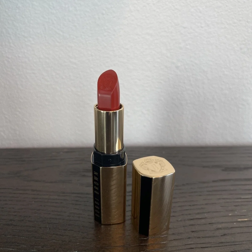 NEW NIB Bobbi Brown Lip Color LUXE Lipstick Full Size .13 oz NEW YORK SUNSET